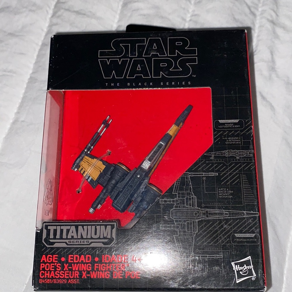 NWT Star Wars The Black Series Titanium Series #12